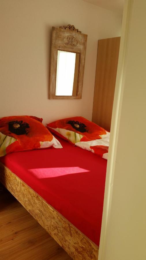 Zum Wohlfuehlen Ferienwohnung Fuer Max 5 Erwachsene Und 1 Kind, Schwimmbad Vor Der Tuer, Tiere Erlaubt Sierksdorf Ngoại thất bức ảnh